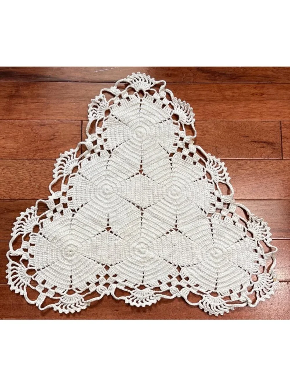 Handmade Crochet Doily Cream Triangle Shape Decorative Table Accent 13x15